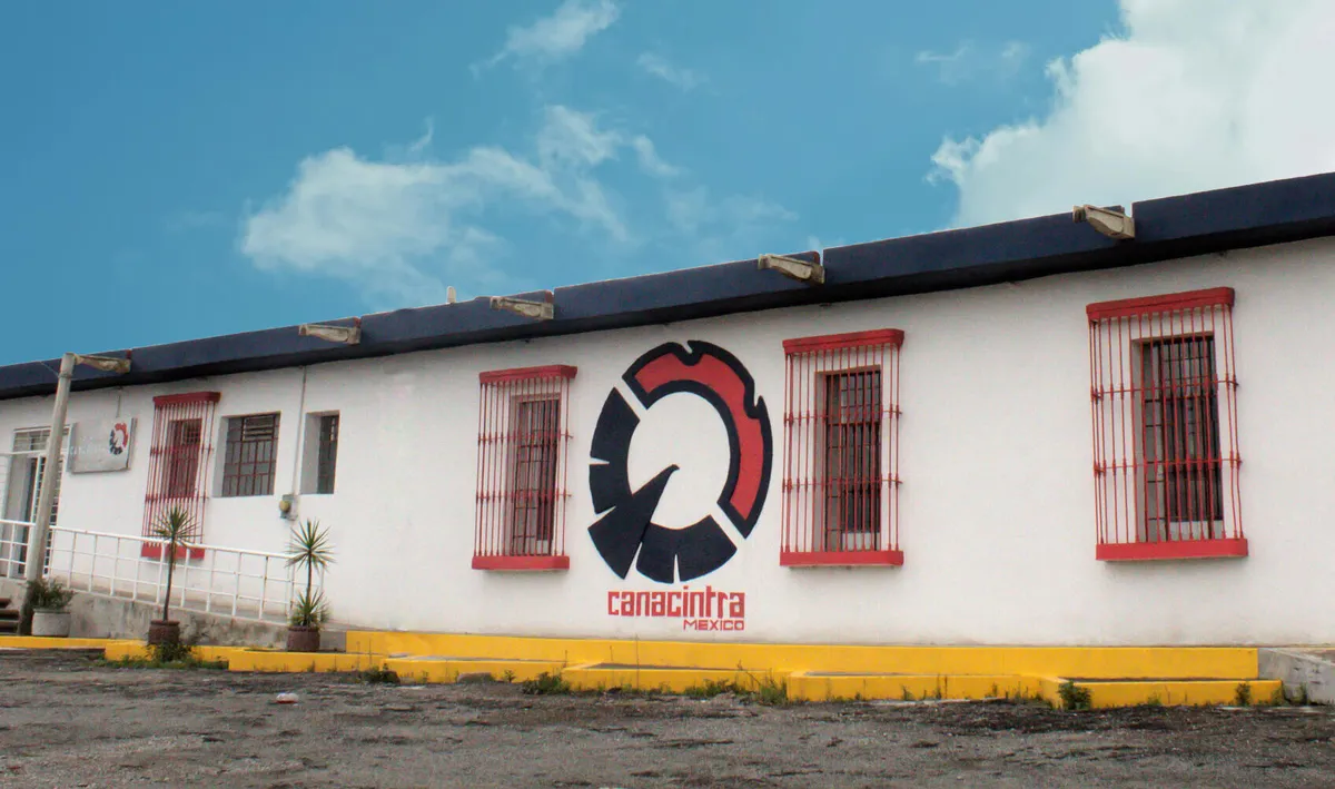 Empresas hidalguenses deben especializarse para participar en proyectos federales: Canacintra