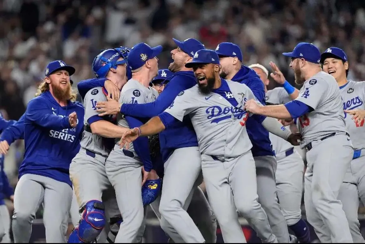 Dodgers vencen a Yanquis y levantan su octavo cetro de la Serie Mundial