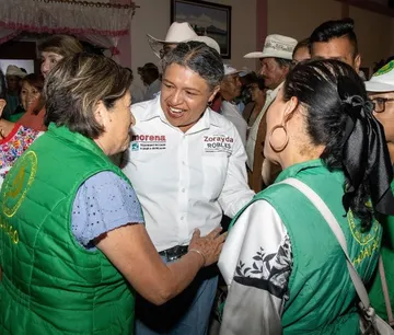 Zorayda Robles cerrará su campaña en el zócalo de Apan