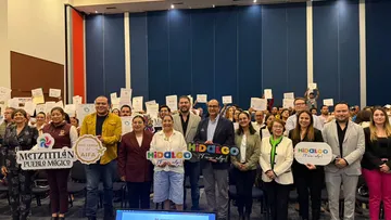 Entrega de certificaciones turísticas