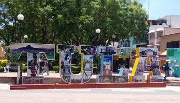 Vecinos de Tula acusan a regidora de chocar autos y dañar viviendas