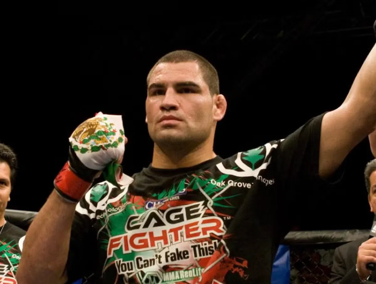 Caín Velásquez ex peleador de UFC sentenciado a cinco años de cárcel