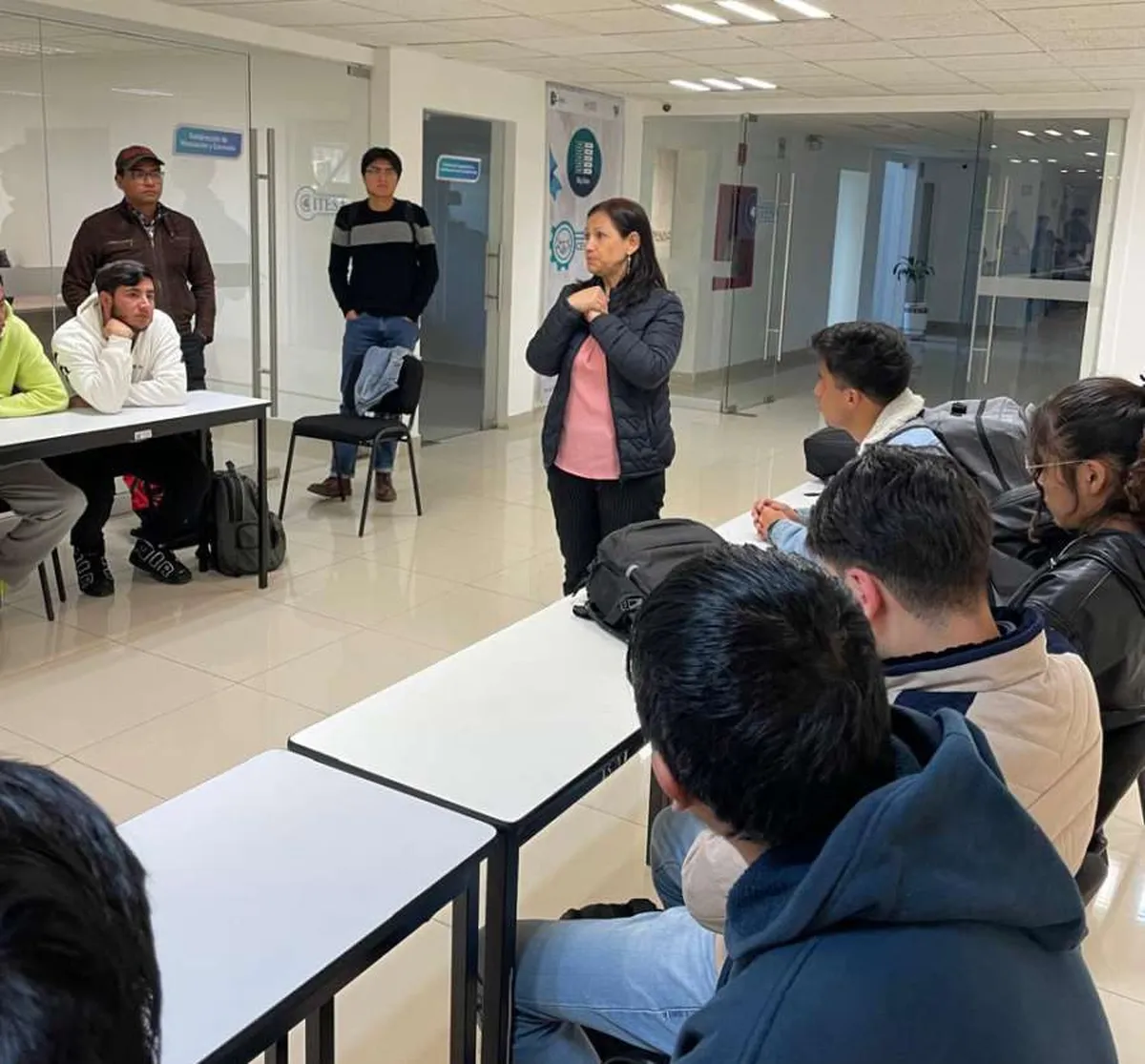 ITESA recibió a docente colombiana para realizar proyectos en conjunto