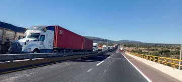 ¡Alerta vial! Reportan bloqueo en la autopista Arco Norte