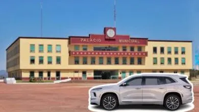 Tulancingo insiste en compra de autos último modelo; opacidad rodea destino de las unidades