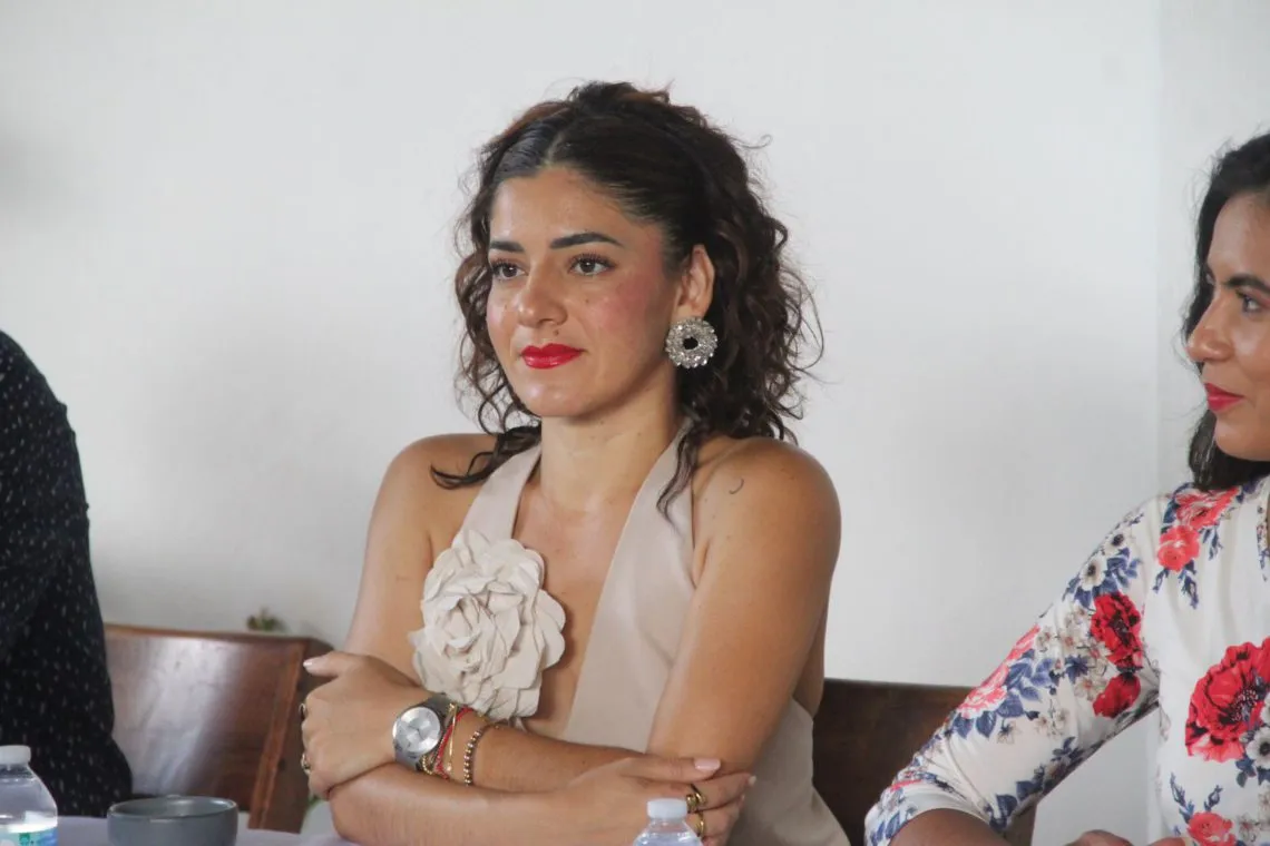 Presentan Monólogo de una mujer despierta en Pachuca