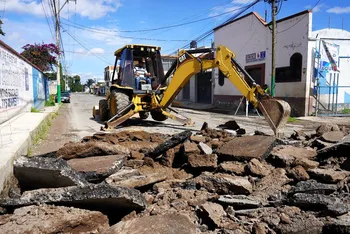 Vecinos exigen acelerar obra de la carretera Cuautepec–Tulancingo: comité convoca a reunión