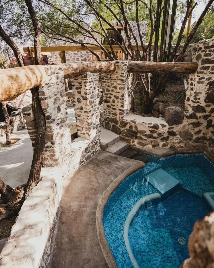 Cabañas con aguas termales en Hidalgo para escaparte en junio
