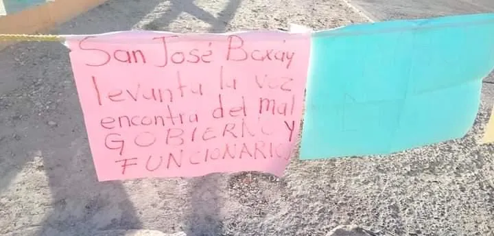 Ante cambios en rutas de transporte, pobladores de San José Boxay se manifiestan