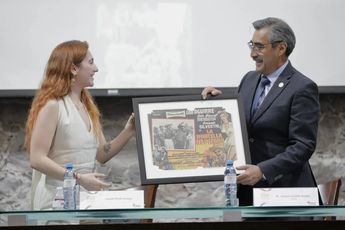 Fini 2025 cierra exitosamente con homenaje a Elsa Aguirre