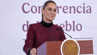 La presidenta Claudia Sheinbaum encabezó su conferencia mañanera con anuncios sobre salud, política exterior y combate al huachicol.