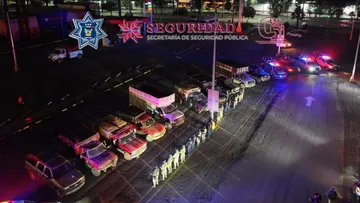 Vehículos asegurados durante operativo contra robo de hidrocarburo en Tula de Allende.