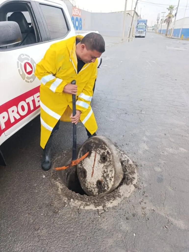 Inspeccionan a 9 empresas de alto riesgo para prevenir nuevos derrames químicos en Tizayuca