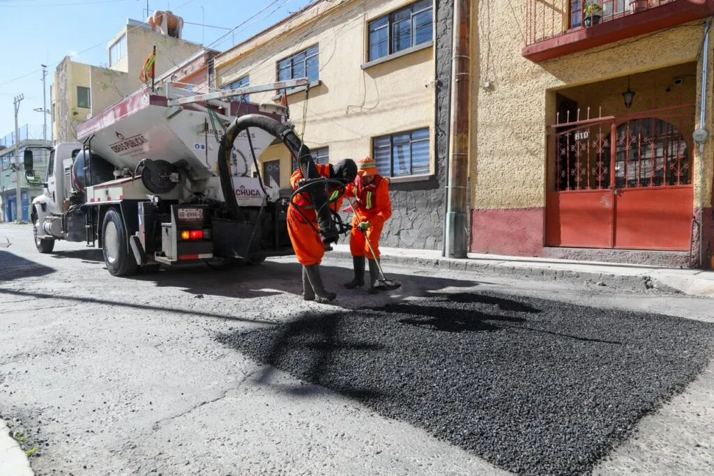 Avanza el bacheo en Pachuca con 100 calles rehabilitadas