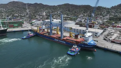 Avanza modernización portuaria en Manzanillo