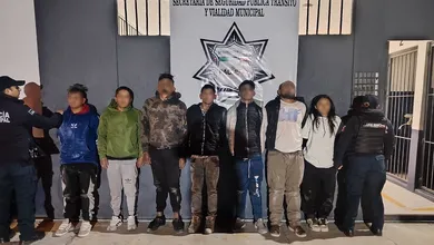 Detienen a siete personas con arma y droga en colonia Cubitos, Pachuca