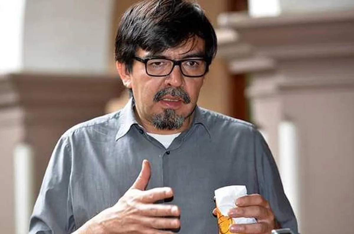 Fallece hijo de Granados Chapa, el historiador Fernando Granados