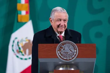 Pide AMLO a INE plan de austeridad para garantizar revocación de mandato