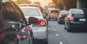 El refrendo vehicular 2026 ya está activo en Hidalgo: conoce tarifas, descuentos y cómo pagar en línea.