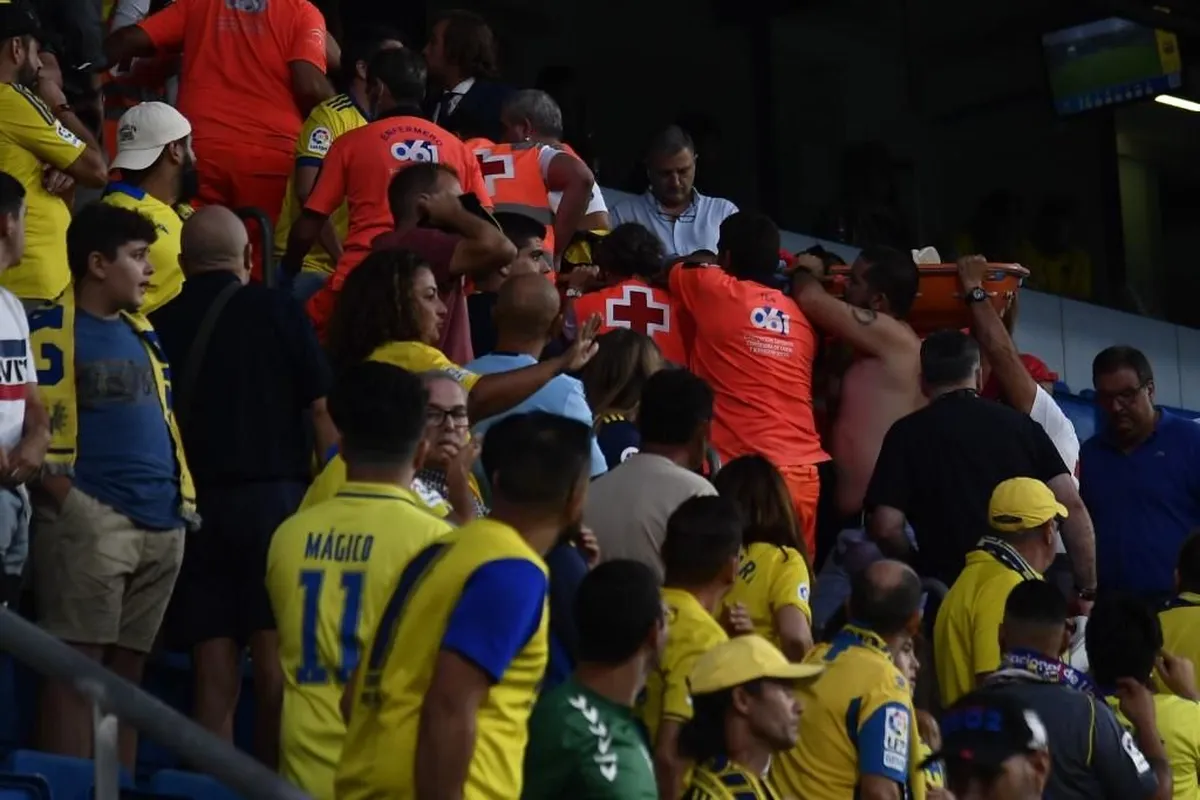 Barcelona vs Cádiz: aficionado sufre paro cardíaco en la tribuna