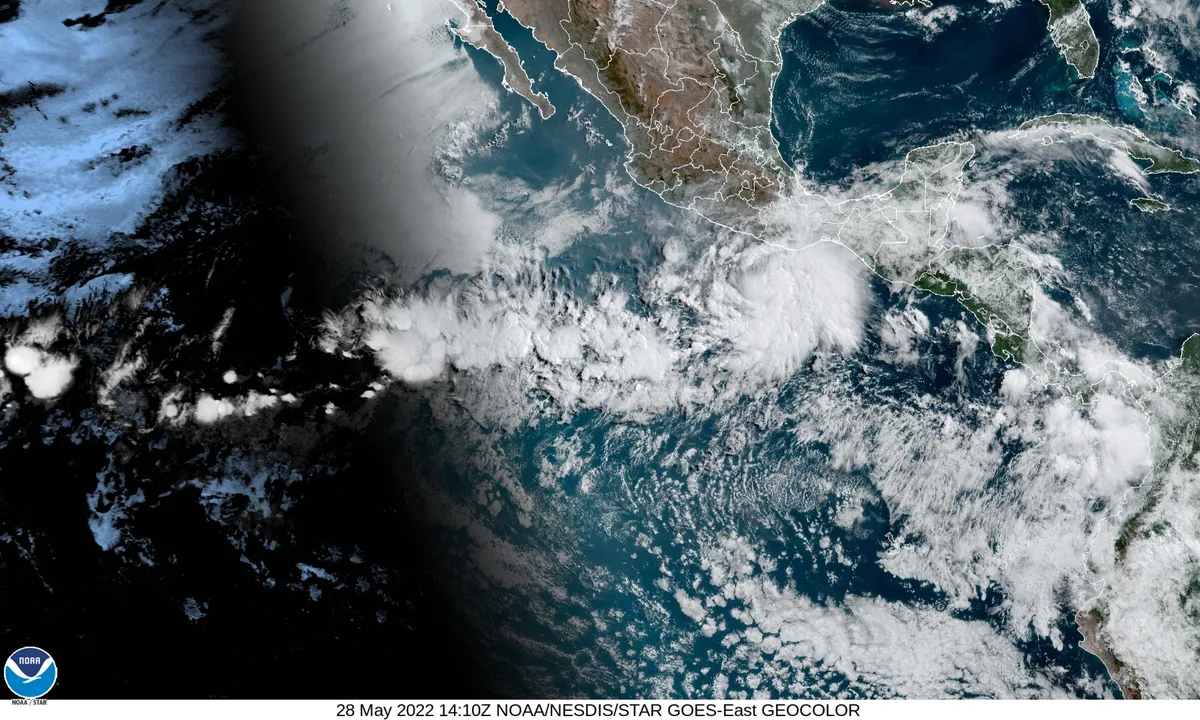 Se forma tormenta tropical ‘Agatha’ frente a costas de Oaxaca