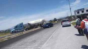 Retiran bloqueos en carreteras del Valle del Mezquital