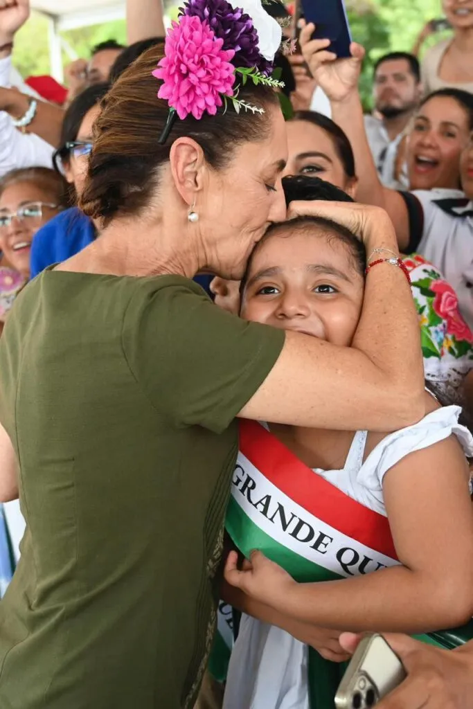 Sheinbaum en Quintana Roo: avances en programas sociales, salud y educación