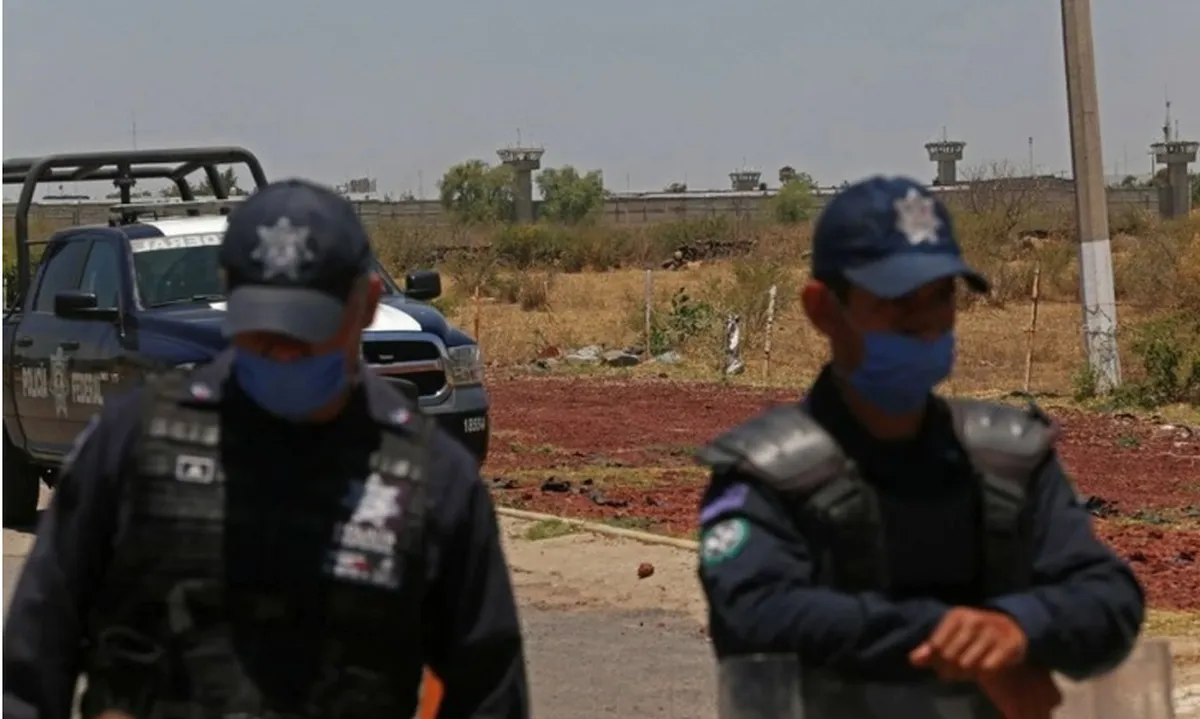 Reportan fuga de reos en el penal de Ixtapa y “explosiones” en Puerto Vallarta