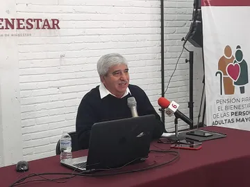 Entregarán tarjetas bancarias a estudiantes con Beca Benito Juárez