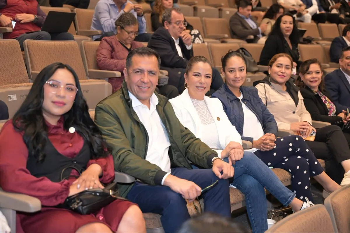 Diputados hidalguenses participaron en la plenaria de Morena, donde abordaron avances en programas sociales y la próxima reforma contra la extorsión.