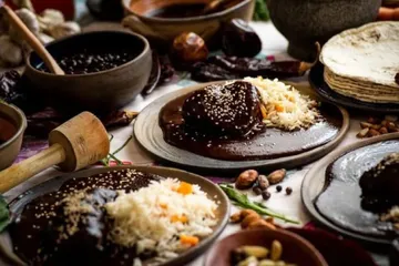 Música, cultura y el tradicional mole de guajolote te esperan en Atotonilco el Grande. Conoce todos los detalles aquí.