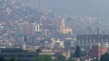 SEPH sugiere reprogramar desfiles del 21 de marzo por mala calidad del aire: ¿suspenderán clases?