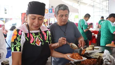 Platillos tradicionales exhibidos durante el Festival Sabor a Hidalgo en Zempoala.