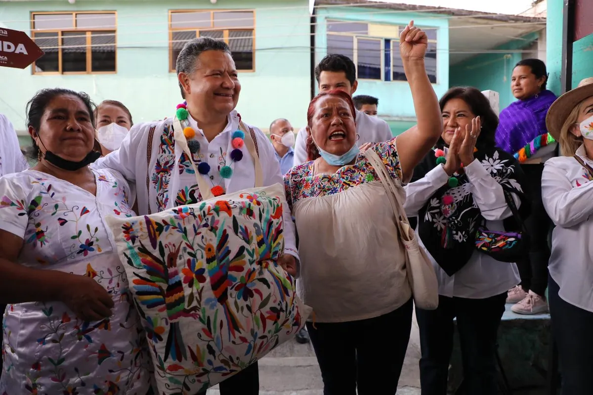 Julio Menchaca critica nepotismo de políticos para beneficiar a parientes y amigos