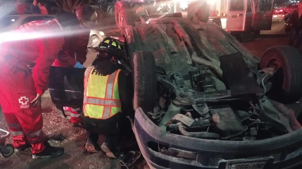 Persecución en Mineral de la Reforma termina en accidente