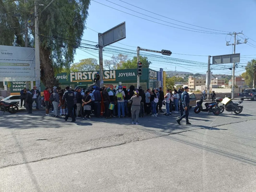 Cierran bulevar en Tula de Allende, esto piden los manifestantes