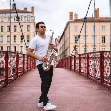 Gerry López llega a Hidalgo con su gira Latin American