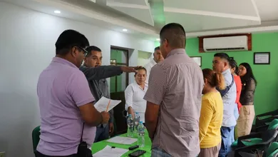 Silvestre García Márquez asumió la presidencia de Pisaflores