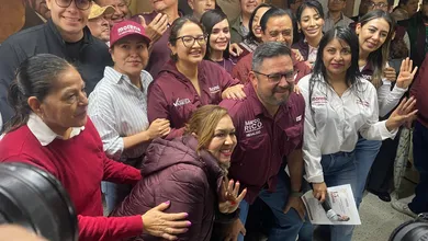 Militantes de Morena Hidalgo durante el festejo por el 15 aniversario del partido.