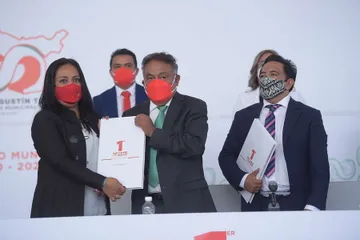 Rinde informe edil de San Agustín Tlaxiaca, destaca logros en seguridad