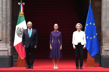 México y Unión Europea acuerdan relanzar alianza estratégica en economía y política