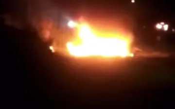 Reportan estallidos de coches bomba  e irrupción en Cereso de Tula