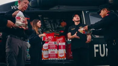 Nuevo León refuerza apoyo a Hidalgo con víveres y rescatistas tras lluvias