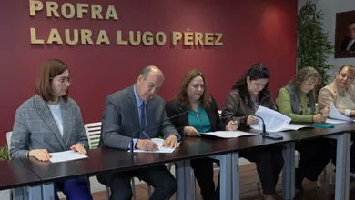 Firma de convenio entre SEPH e IEEH para consulta ciudadana.