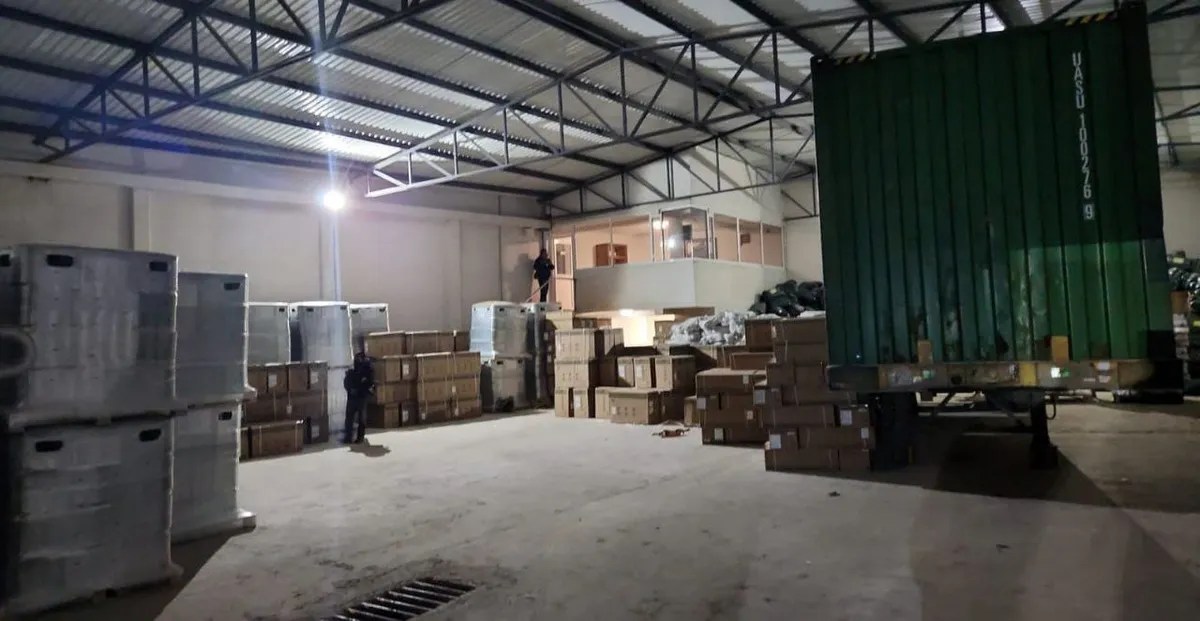 Catean bodega de artículos presuntamente robados en Pachuca