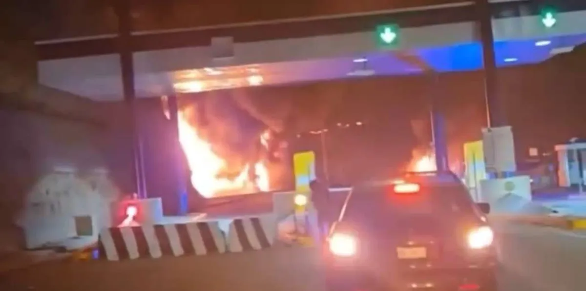 Choque de tráiler provoca incendio en el Arco Norte