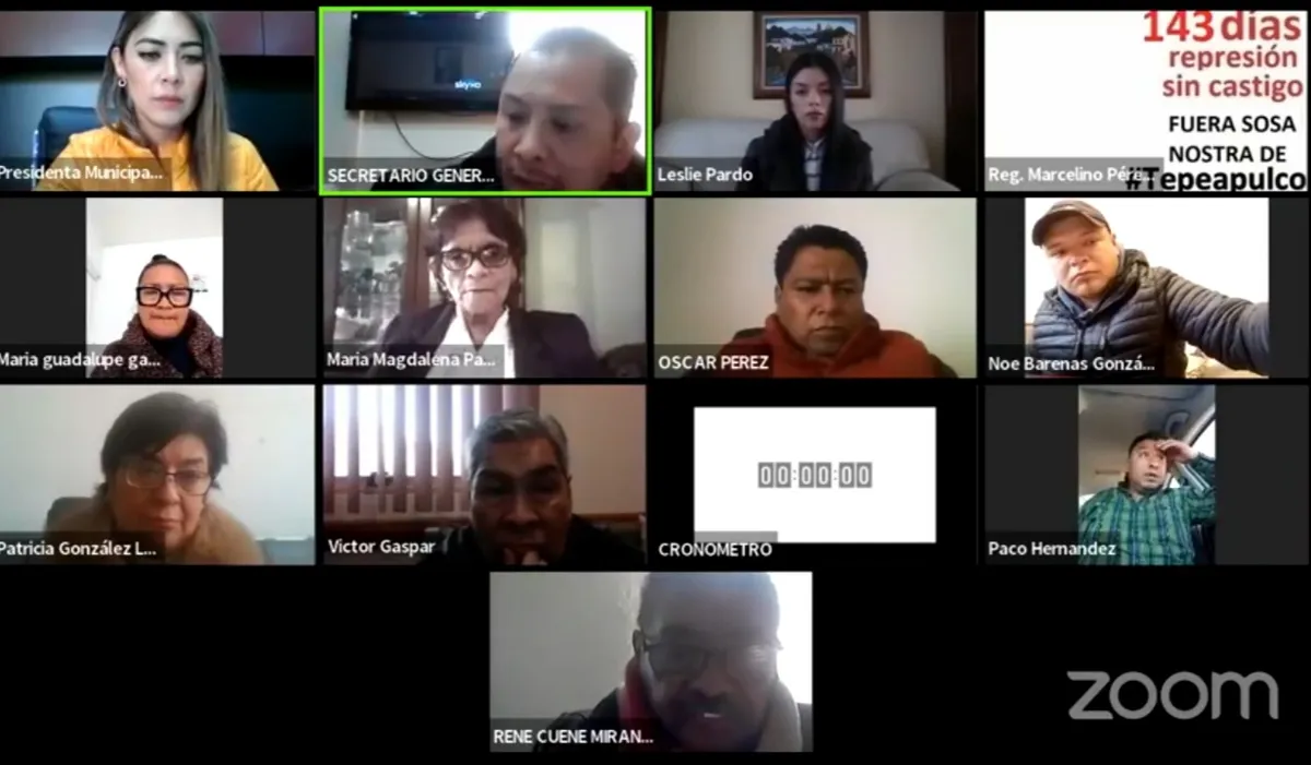 En sesión, llama síndica jurídico “ignorantes” a presidenta y regidores de Tepeapulco
