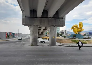 Sin seguridad para el peatón en inmediaciones del Puente de Galerías
