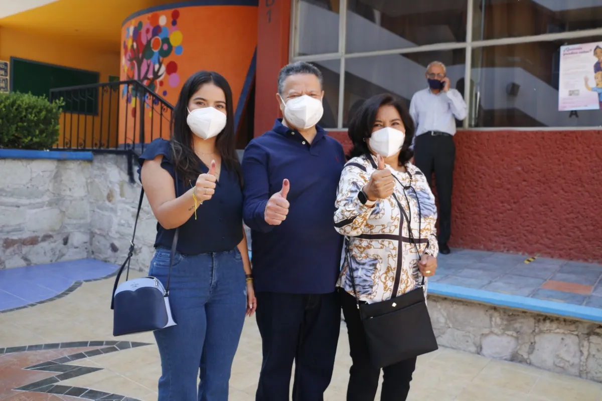 Julio Menchaca considera disposición constitucional para fomentar consultas