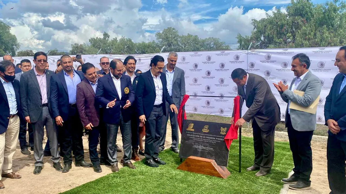 Omar Fayad coloca primera piedra de desarrollo turístico en Epazoyucan